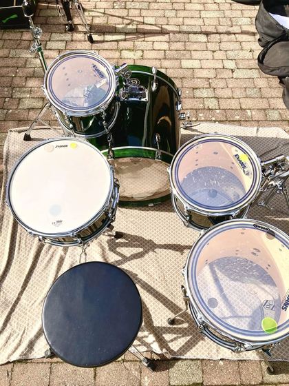 The Guts, archives et backline 2021-2023 — photo 2 sur 8